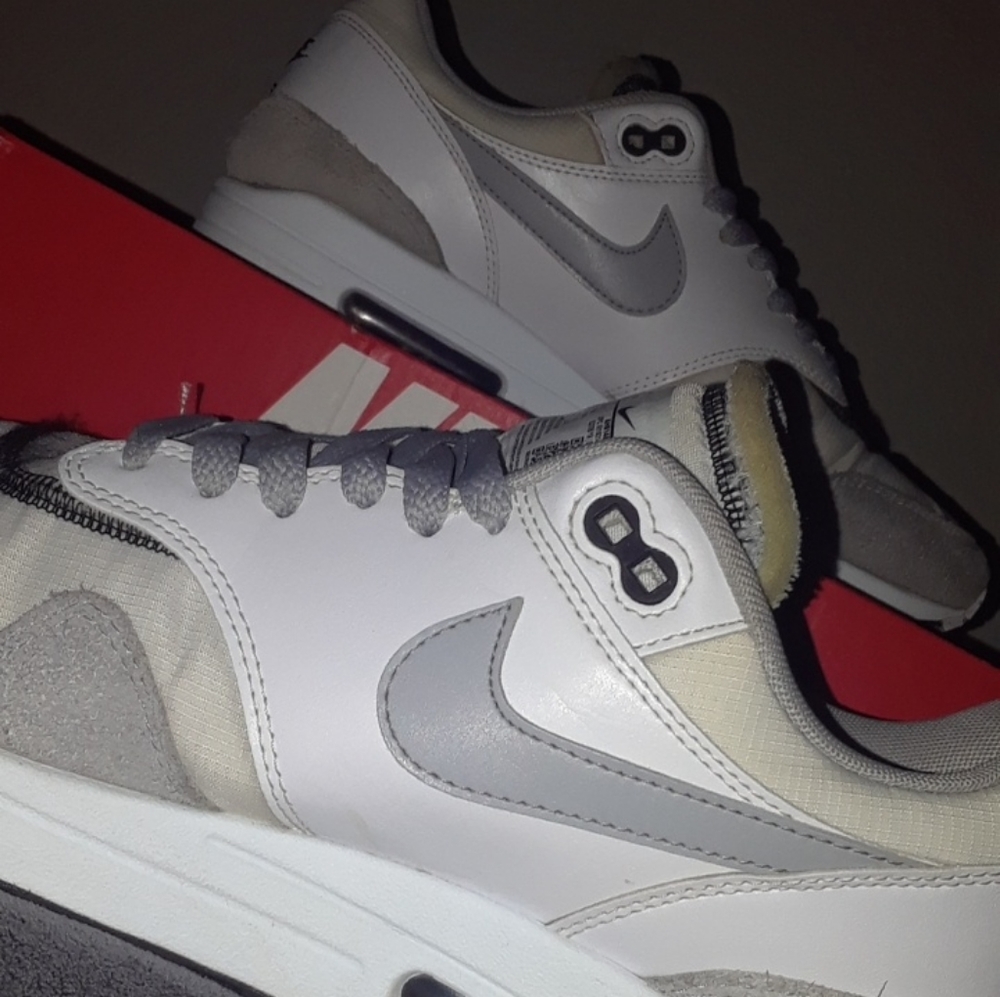 NIKE air max